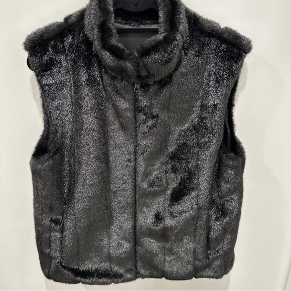 Jackets & Blazers - Reversible Black Faux Fur Vest